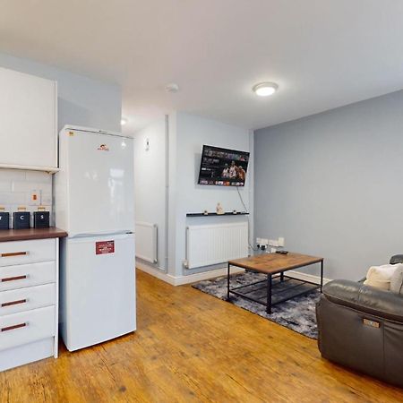 Cardiff City Centre With Free Parking Exteriör bild