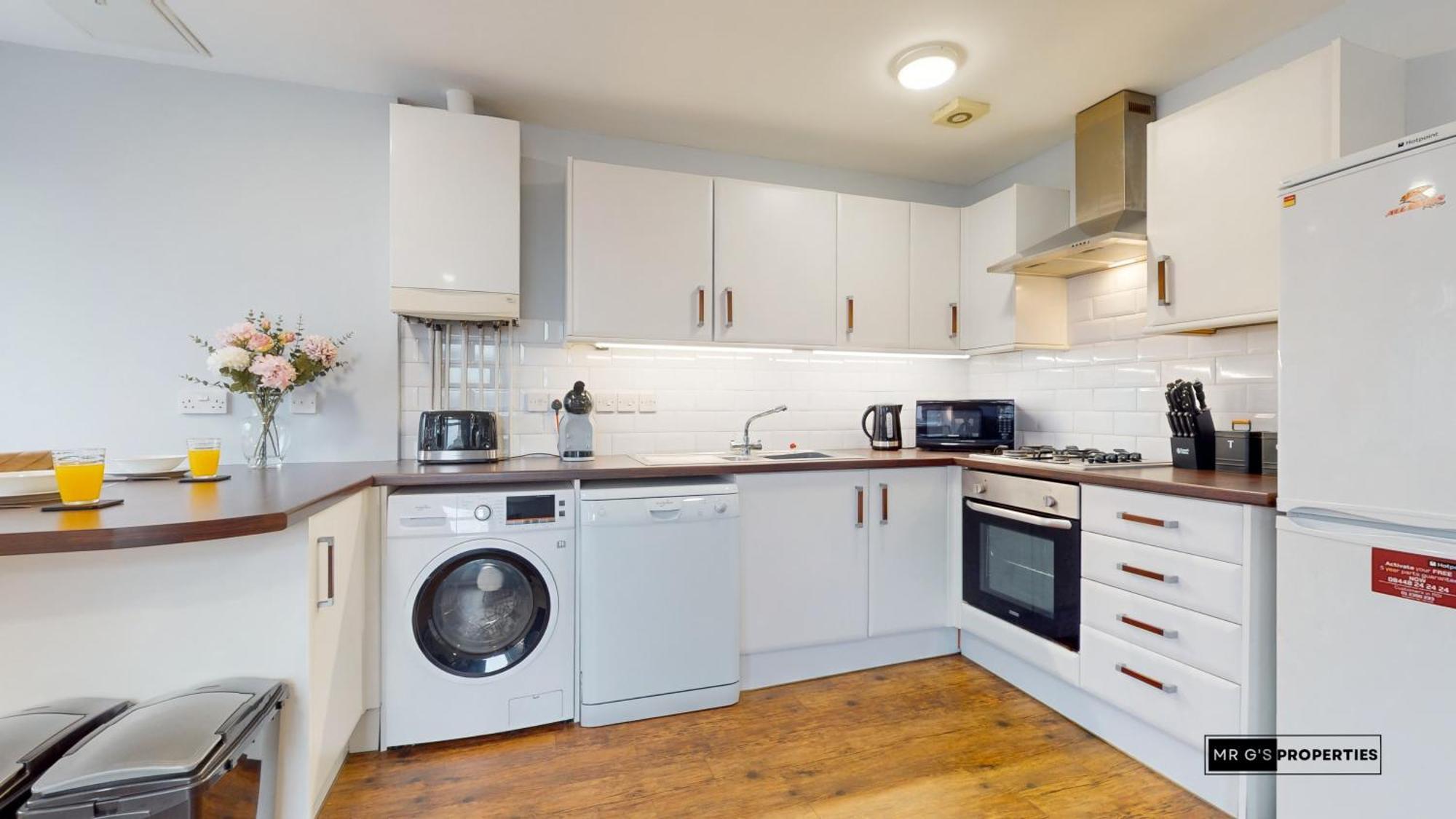 Cardiff City Centre With Free Parking Exteriör bild